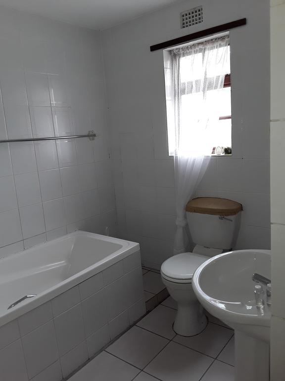 Guesthouse 80 On Main Knysna Eksteriør bilde